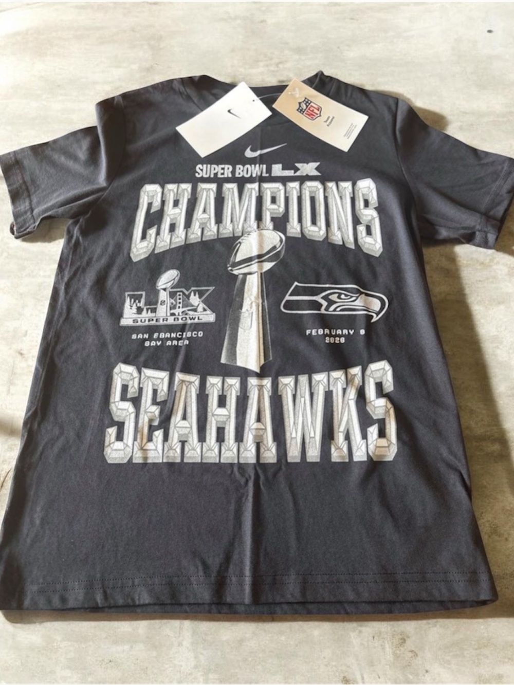 Nike Black Seahawks Super Bowl Champions Graphic T NWT!! SZ S